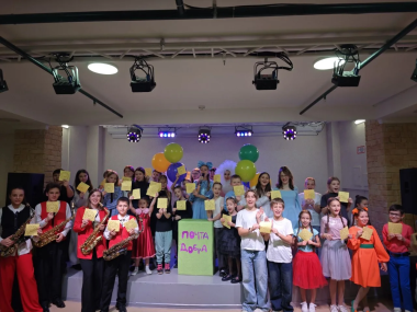 Наш клуб «Мечта» подарил зрителям насыщенный и тёплый вечер, полный искусства и доброты