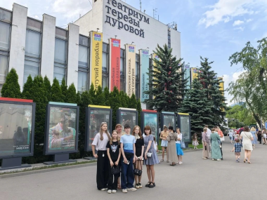 Ребята из театральной студии «Родник» побывали на спектакле «Маугли» в театре Терезы Дуровой и получили массу ярких эмоций!